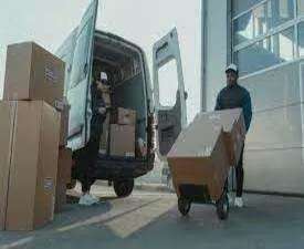 Online Course Certificate in Courier Pick-up Executive